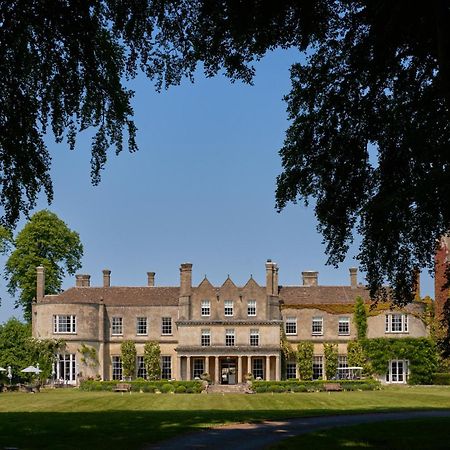Lucknam Park Hotel Чипенъм Екстериор снимка