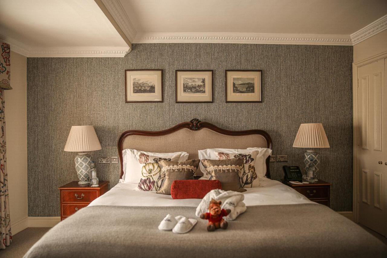 Lucknam Park Hotel Чипенъм Екстериор снимка