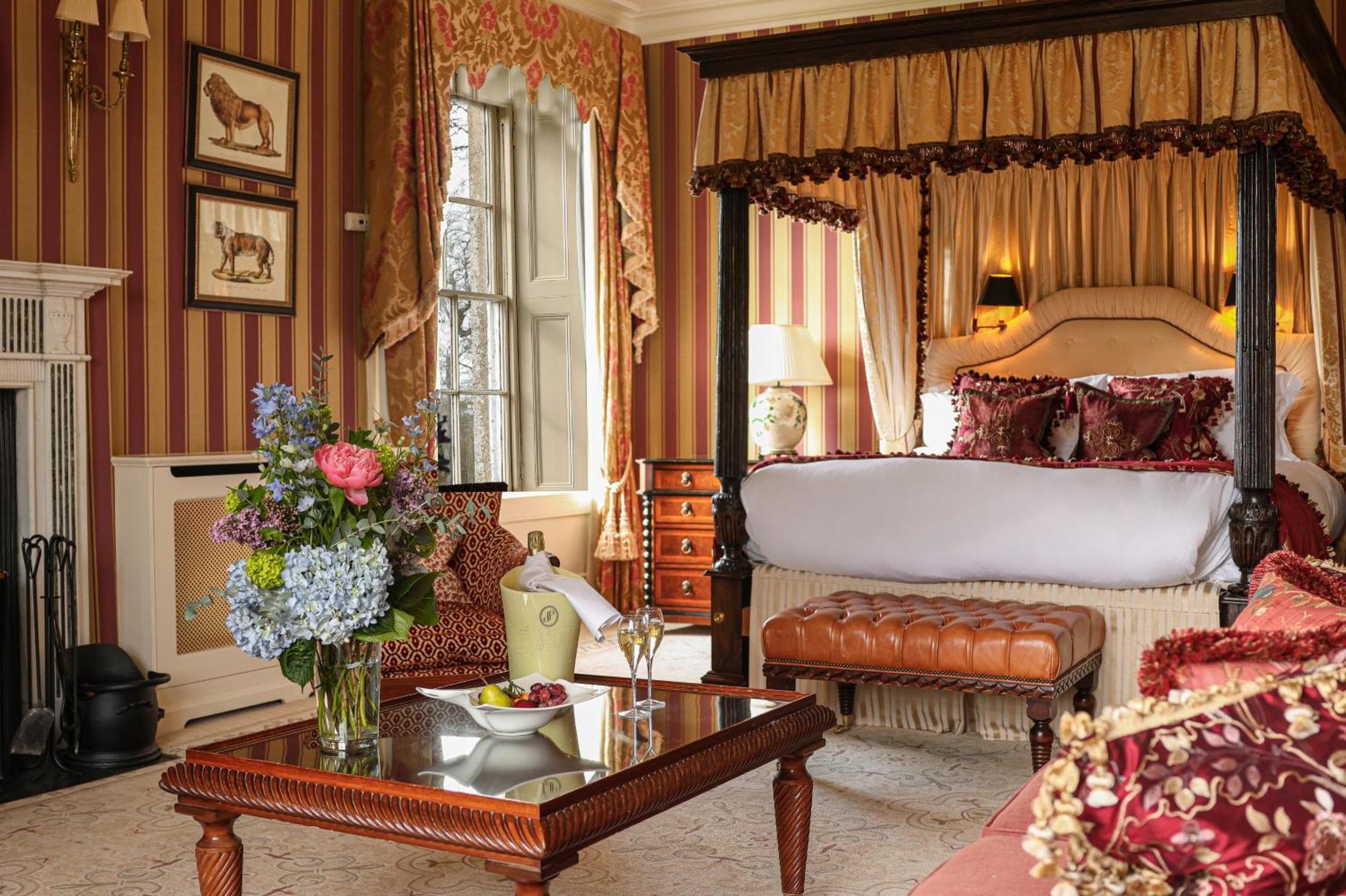 Lucknam Park Hotel Чипенъм Екстериор снимка