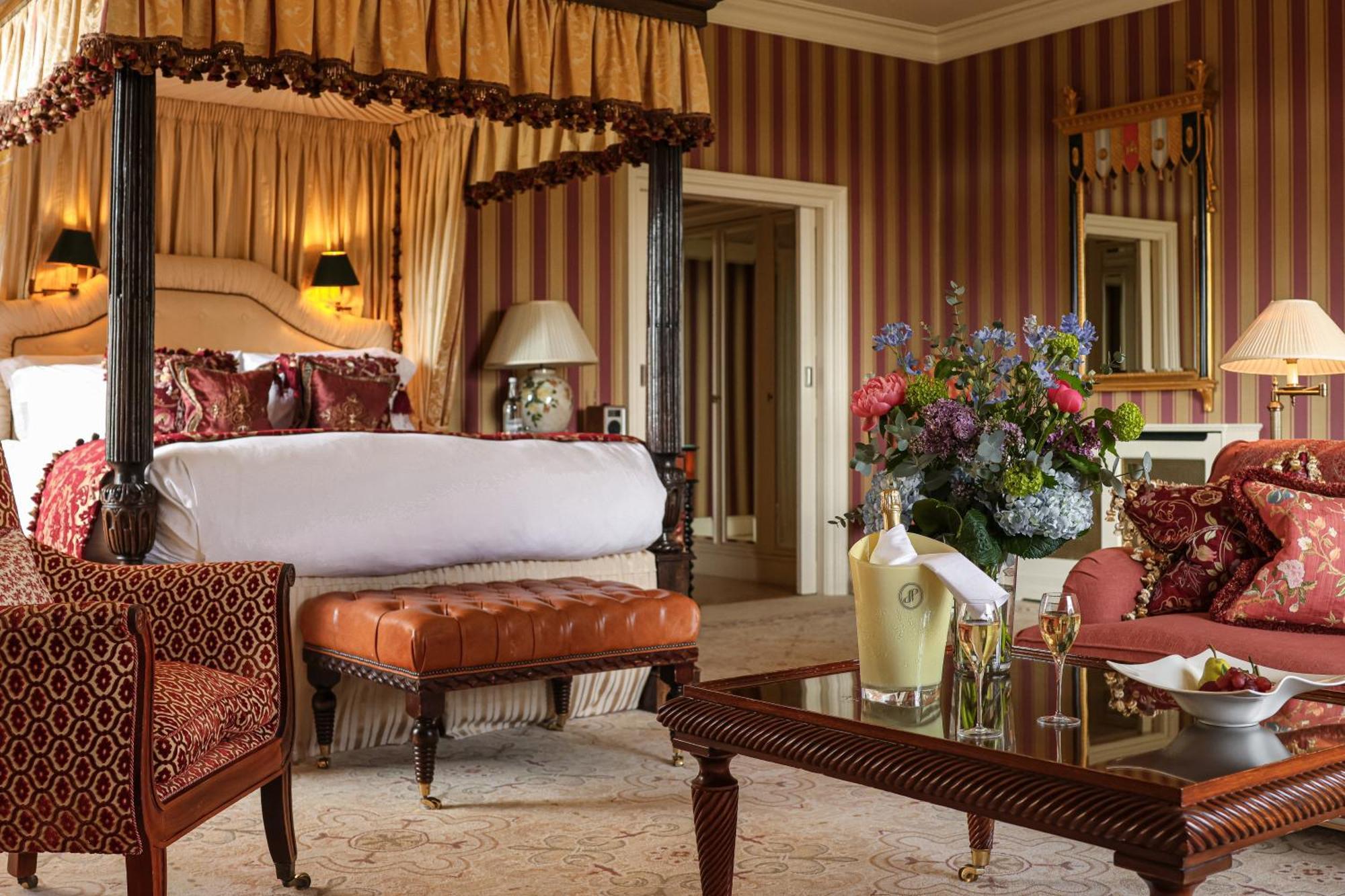 Lucknam Park Hotel Чипенъм Екстериор снимка