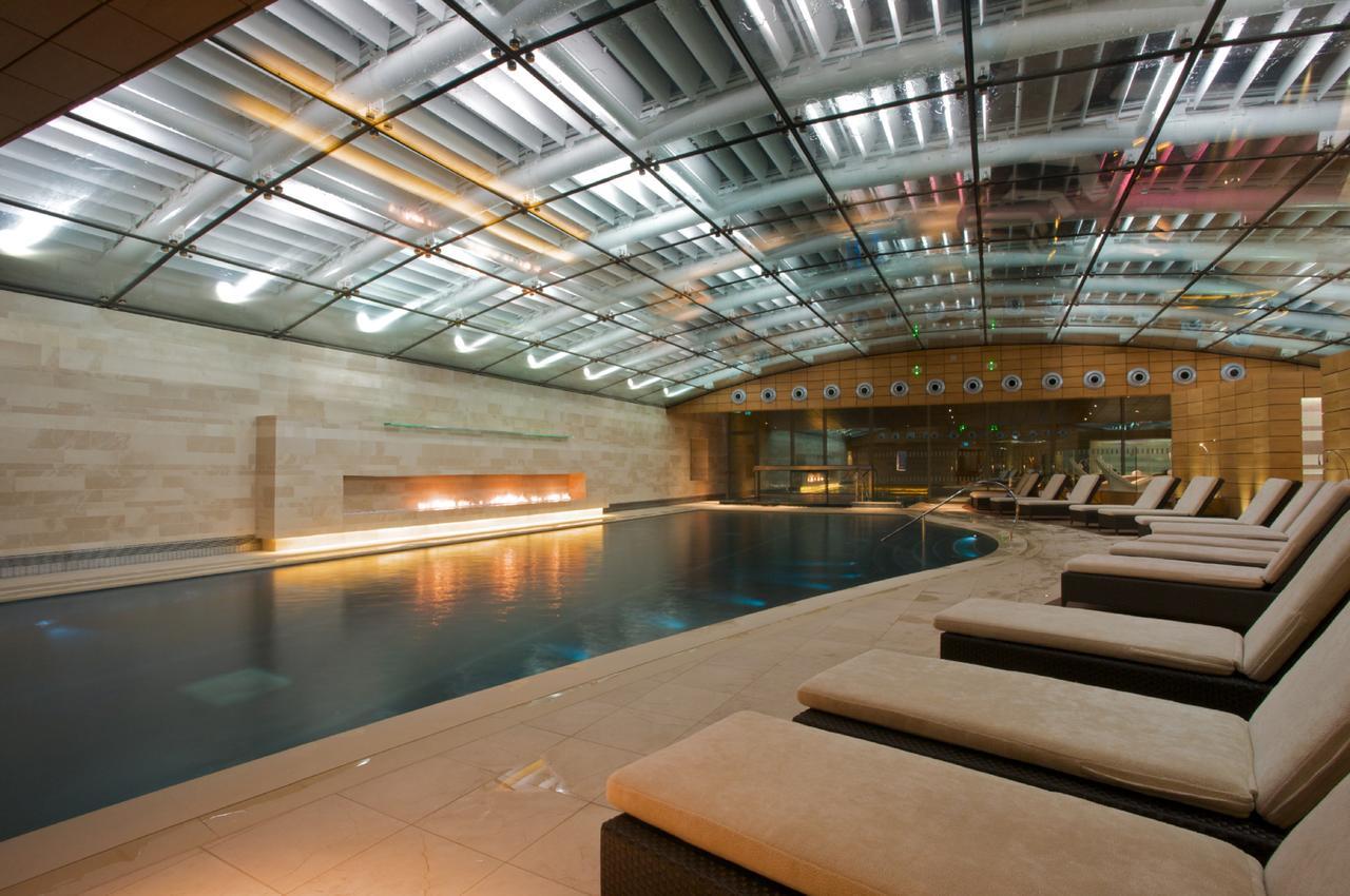 Lucknam Park Hotel Чипенъм Екстериор снимка